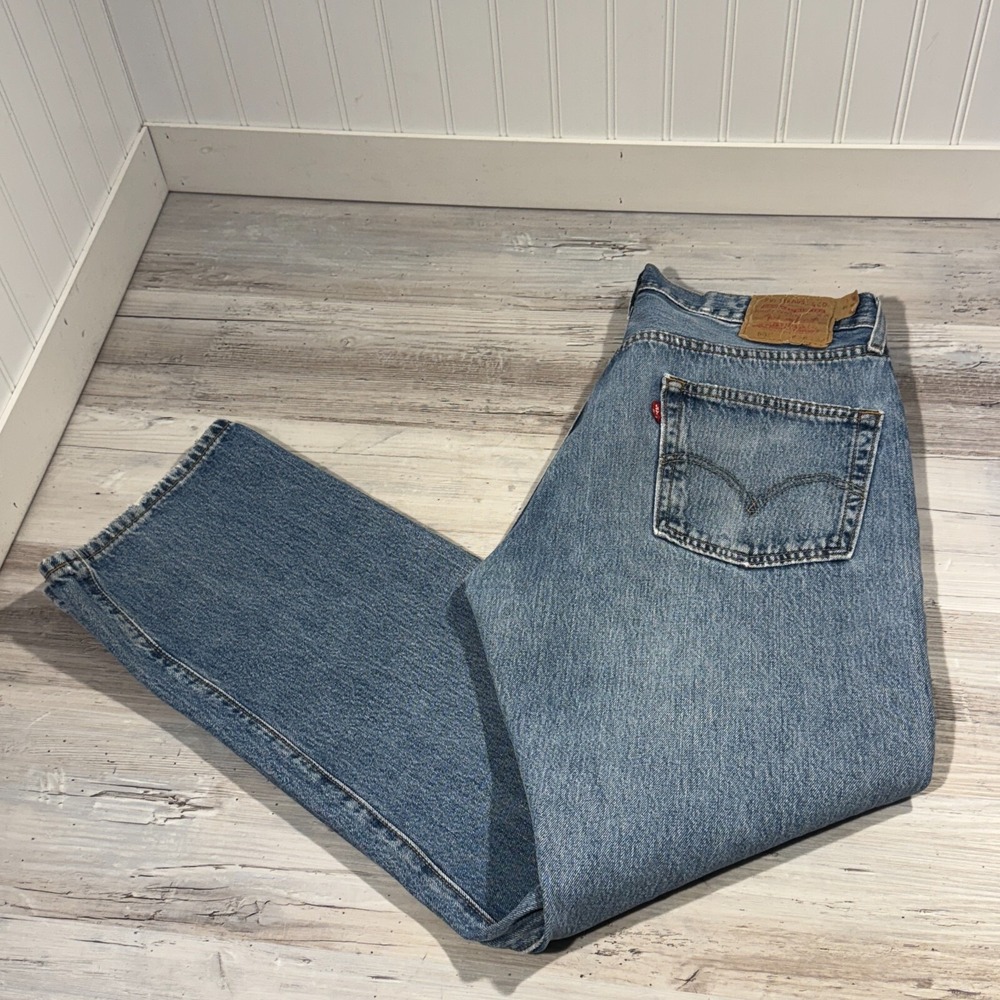 VTG Levis 501 Jeans Mens 34x31 (36x32 Tag) Button Fly Y2K Blue Denim Guatemala